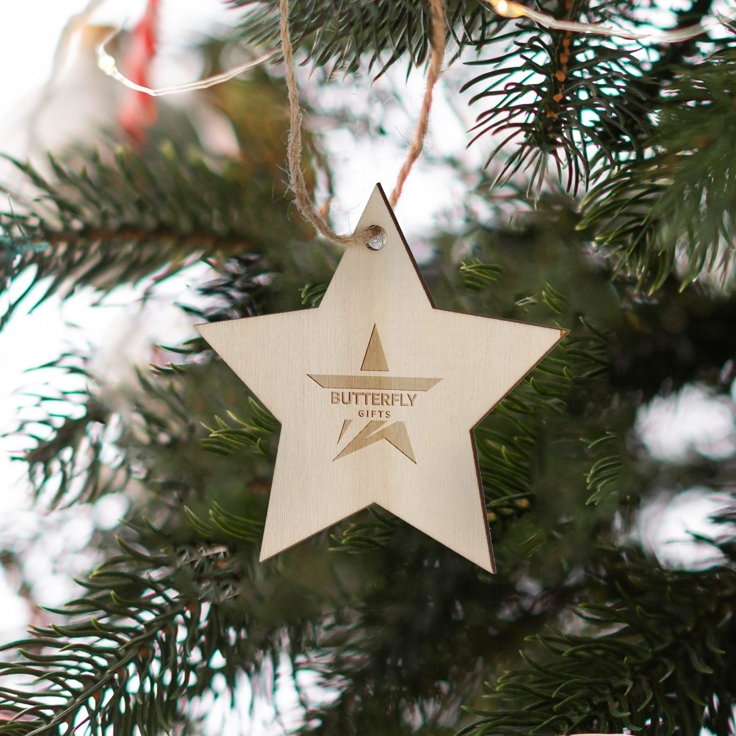 Sternförmiges Weihnachtsornament aus Holz – Bild 3